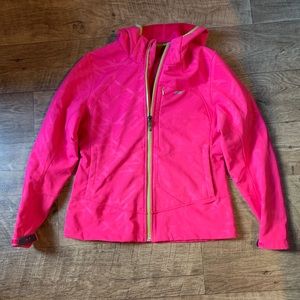 Koppen women’s pink warm winter hooded jacket, excellent condition Medium